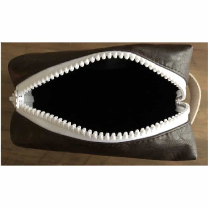 Petite trousse de toilette en cuir végane miniature 3